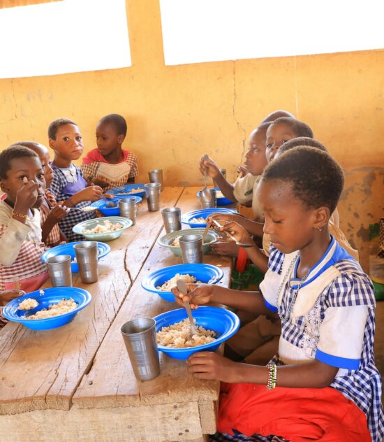 FELICITER ET ACCOMPAGNER LES ACTEURS DES RESTAURATIONS SCOLAIRES DANS LA REGION DU BERE